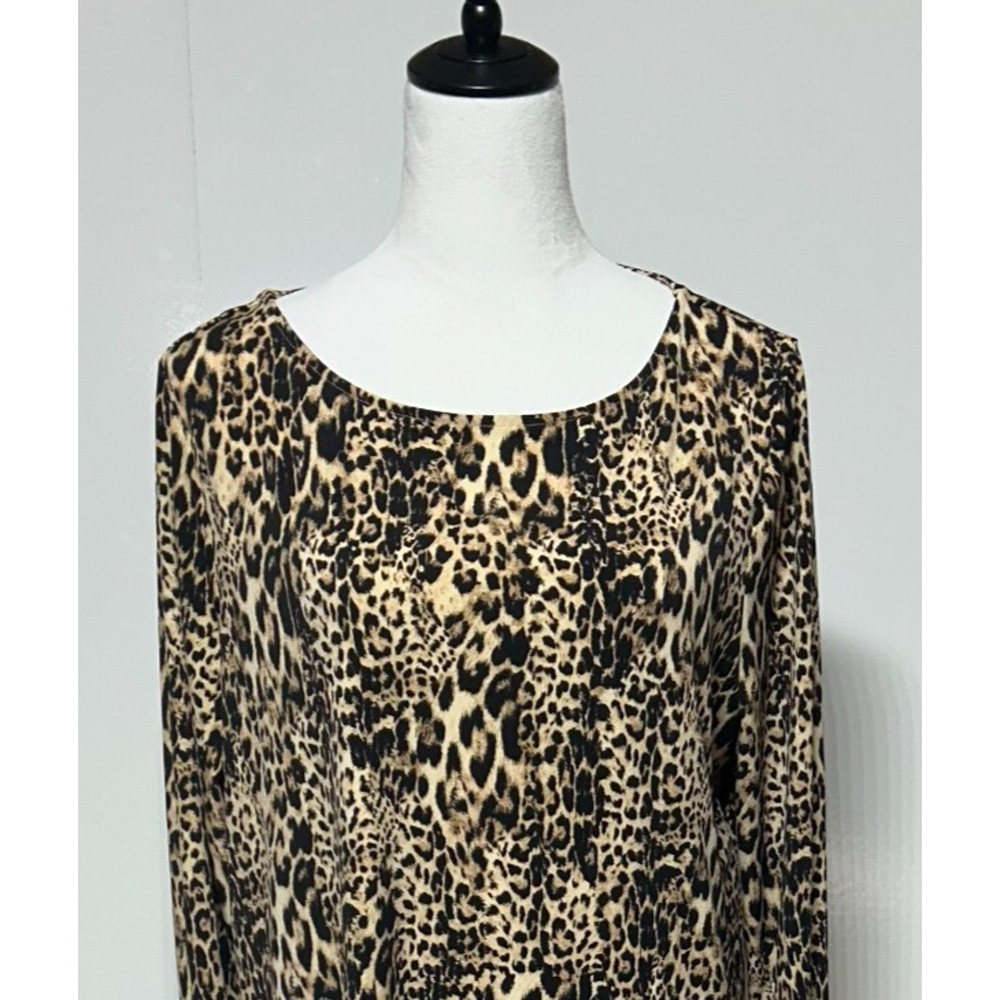 Chicos Asymmetrical‎ Hem Animal Print Top Large 2 Brown Black Button Accents - Picture 2 of 11